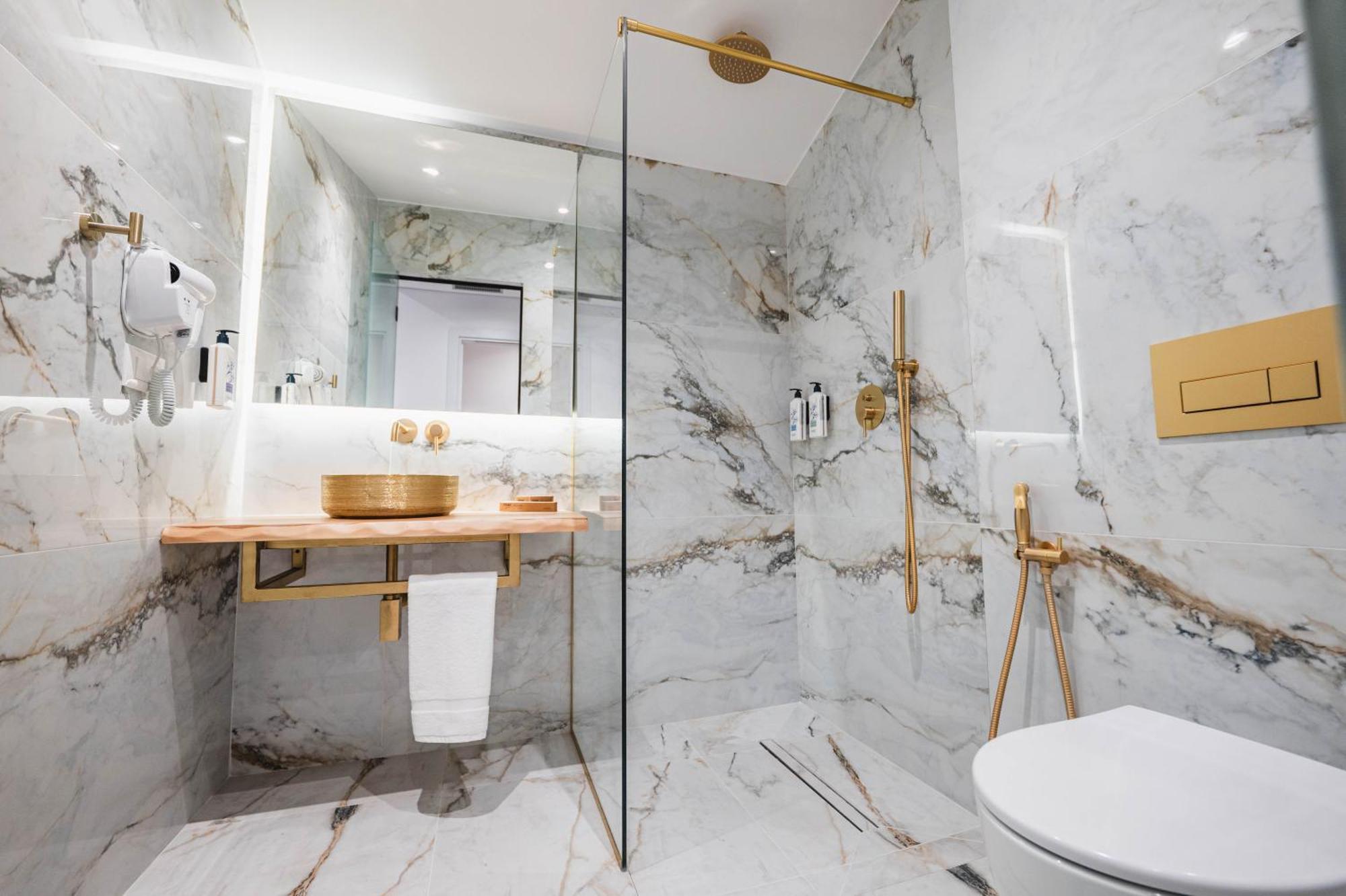 Mae Select Hotel 4*