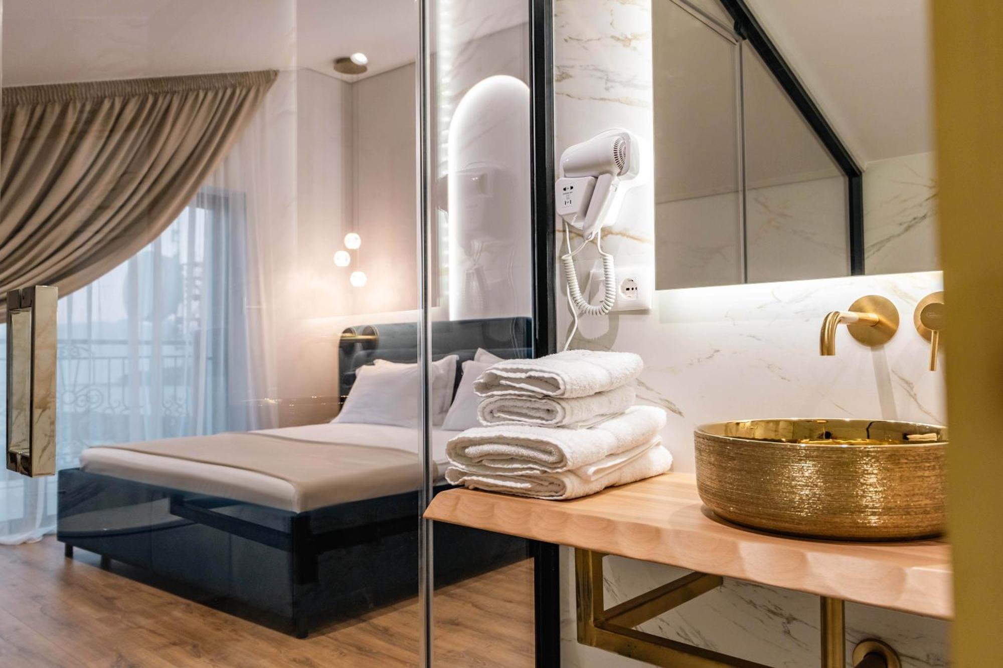 Mae Select Hotel 4*