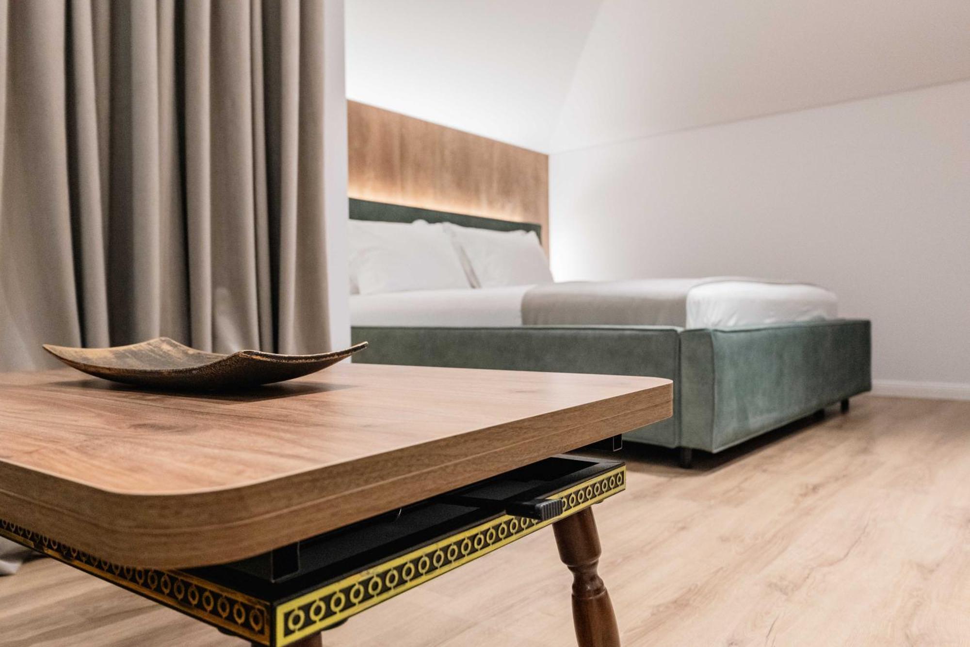 Mae Select Hotel Sarandë