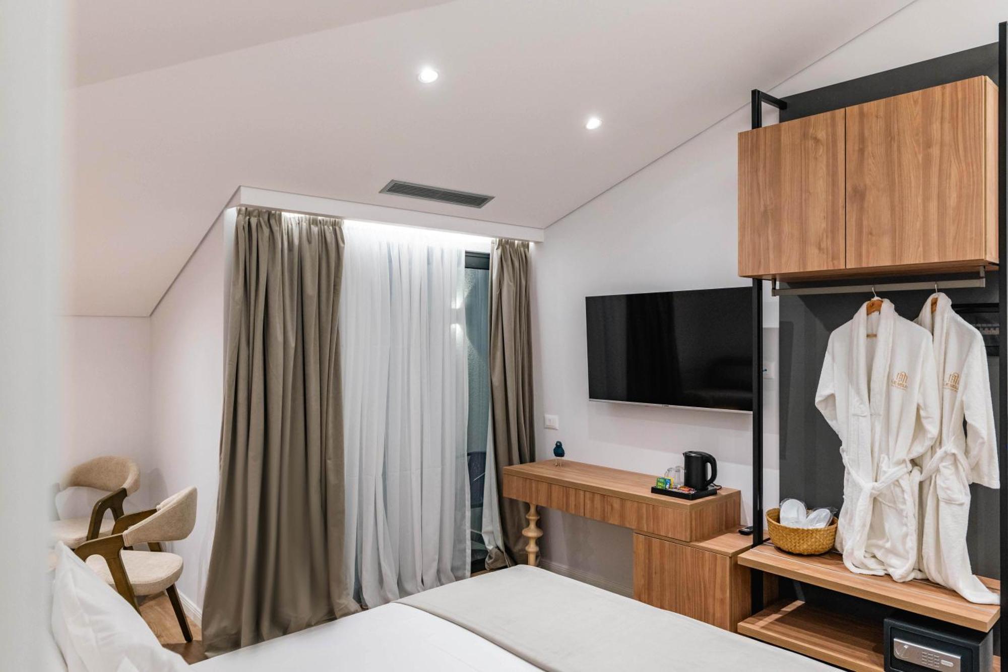 Mae Select 4* Sarandë