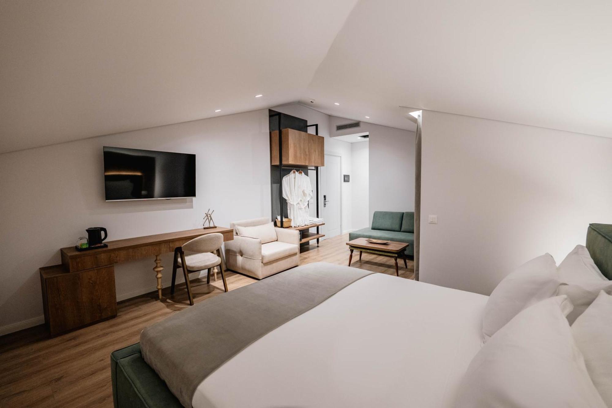Mae Select Hotel Sarandë
