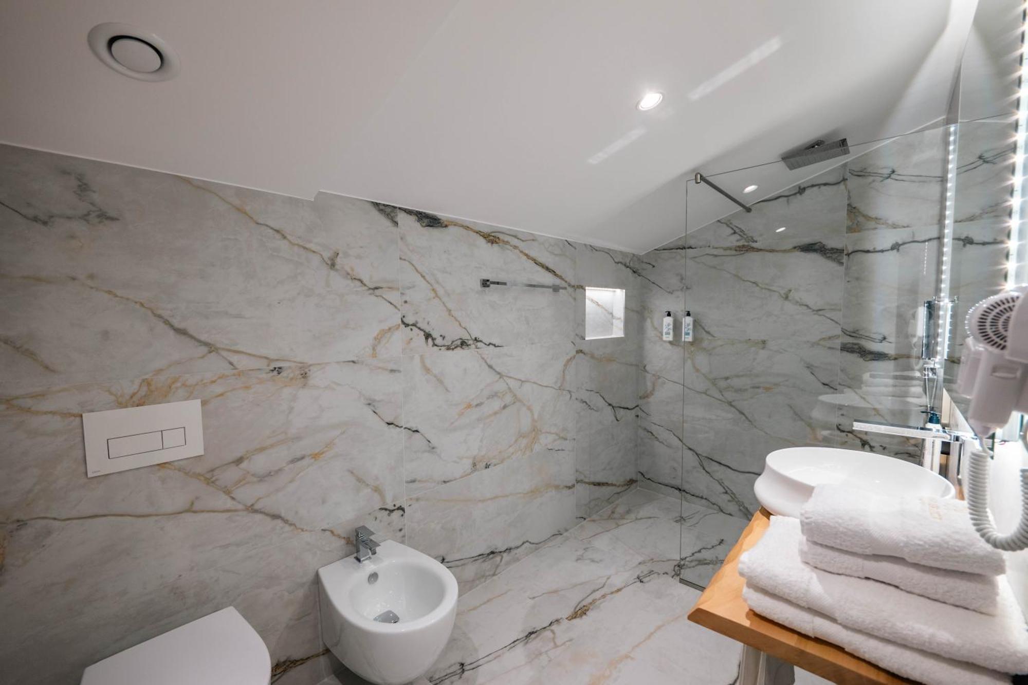 Mae Select 4* Sarandë