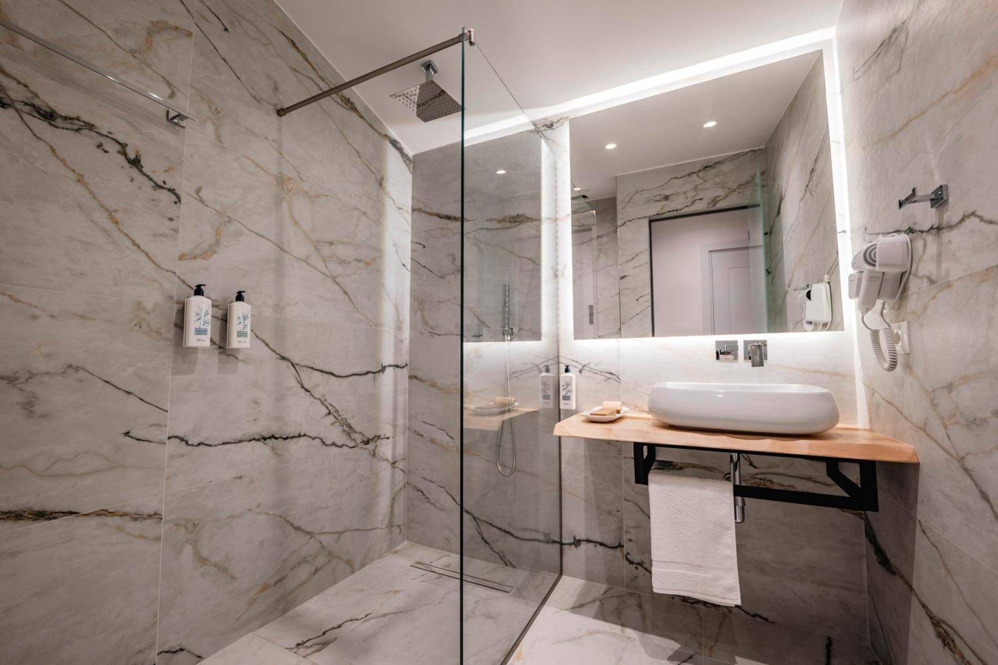 Mae Select 4* Sarandë