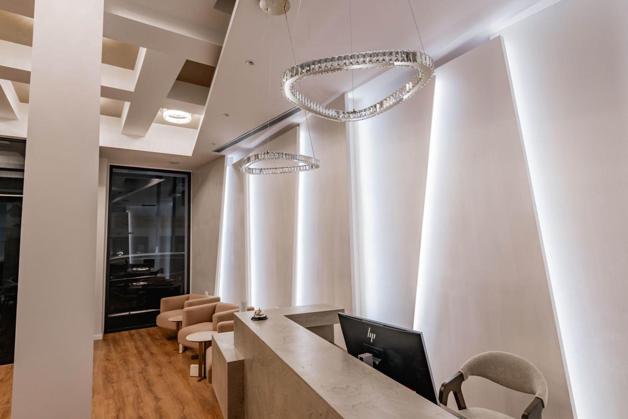 Mae Select Hotel Sarandë